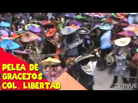 LA SUPER BANDA R PELEA DE GRACEJOS 25 MAYO COL LIBERTAD El Gracejito