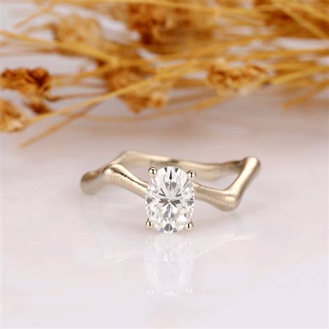 Moissanite Vintage Halo Ring Oval Cut 1.00ct Moissanite - Etsy