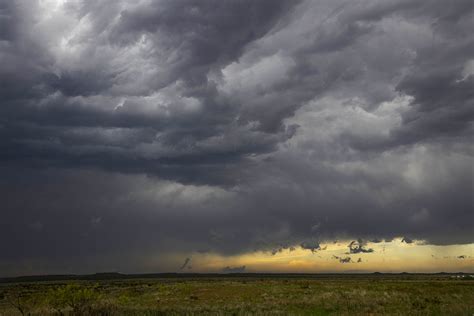 Storm Chasing Photography - Light & Landscape