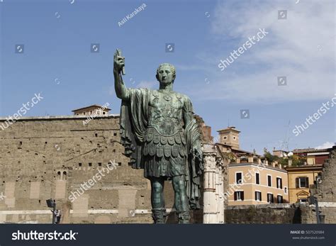 Julius Caesar Statue In Rome, Italy Stock Photo 507520984 : Shutterstock