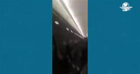 Un avión de la aerolínea chileno brasileña Latam con 48 pasajeros