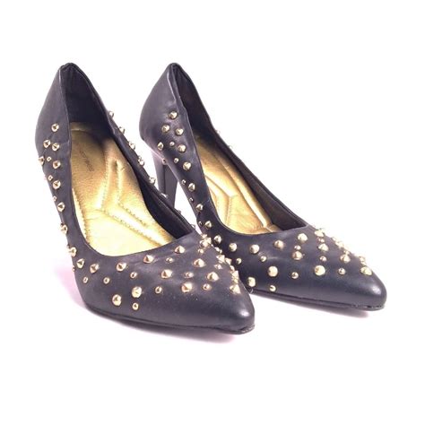 Scarpin Preto Spikes Sapato Feminino Sensoshoes Usado