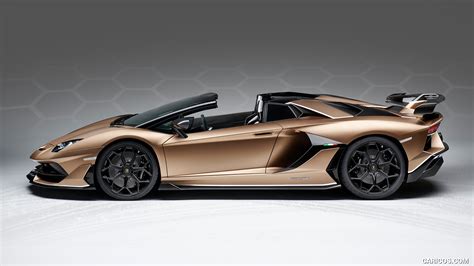 Lamborghini Aventador SVJ Roadster | 2020MY | Side