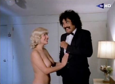 Naked Doris Pavel In Las Perfumadas