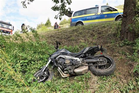 Motorradfahrer Verletzt Sich Bei Sturz In Bichishausen Schwer