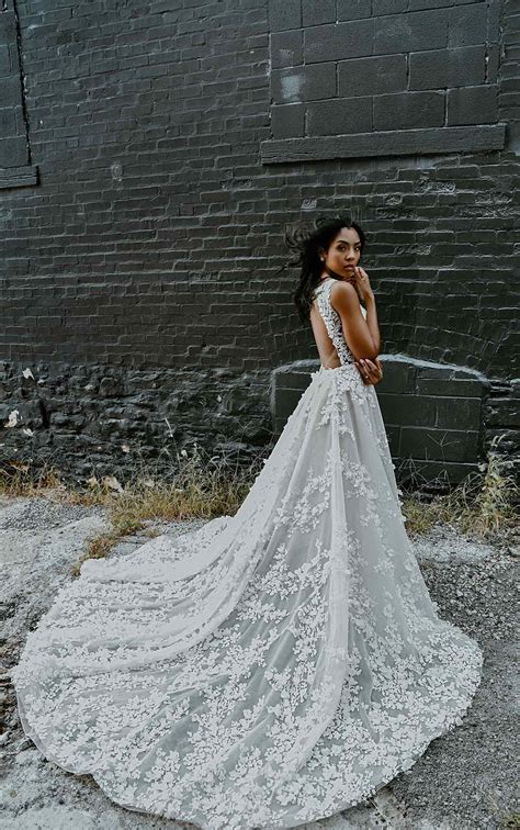 3d Floral Lace Wedding Dress With Sleeves Martina Liana Luxe Wedding Dresses