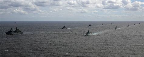 早報：中俄軍艦聯合巡航，首次同時穿越日本津輕、大隅海峽 端傳媒 Line Today