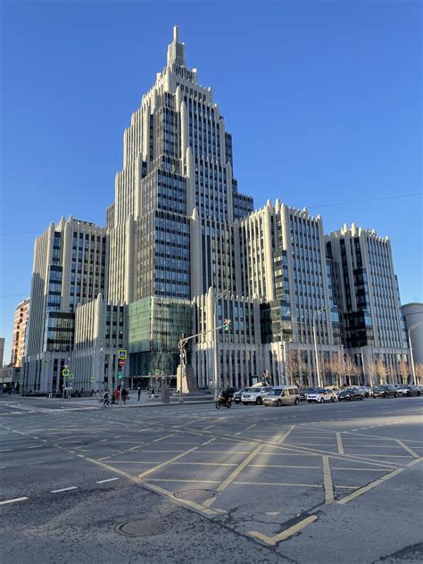 Modern ziggurat. Moscow. : ArchitecturePorn