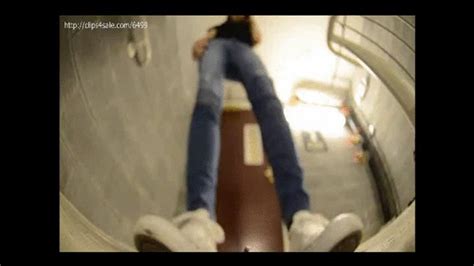 Letty The Awkward Latina GIANTESS Trapped In GUM CRUSH MPG Amateur Soles Giantess And