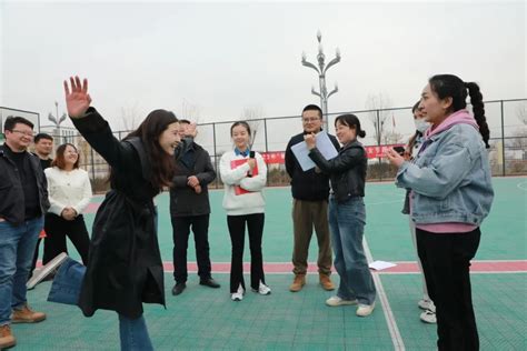 【庆祝“三八”妇女节】图说民和 民和宣传广电系统：趣味运动庆“三八”