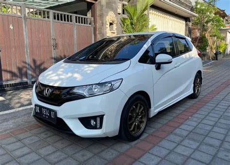 Dijual Honda Jazz RS Matic 2016 Mobil Bekas 915034789