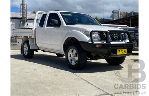 2 2010 Nissan Navara RX 4x4 D40 Lot 1429001 CARBIDS