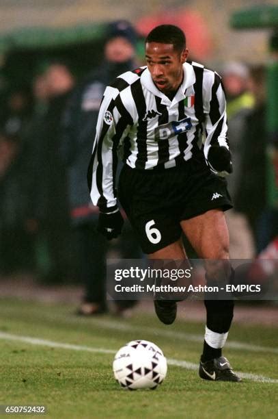 276 Thierry Henry 1999 Photos & High Res Pictures - Getty Images