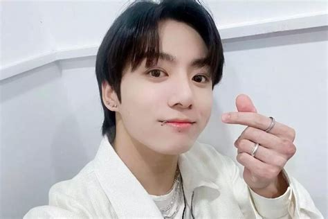 Jungkook Do Bts Reúne Grandes Nomes Em álbum Solo