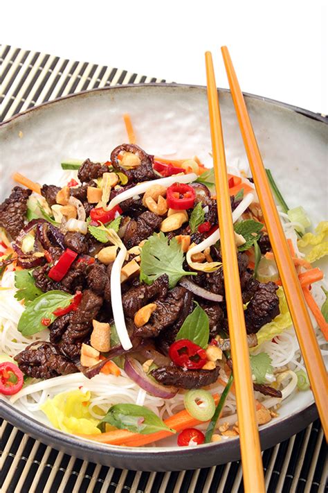 Beef And Rice Vermicelli Salad Gastronomixs