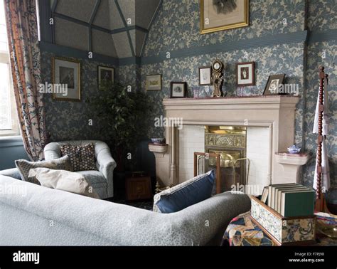 Cragside house interior hi-res stock photography and images - Alamy