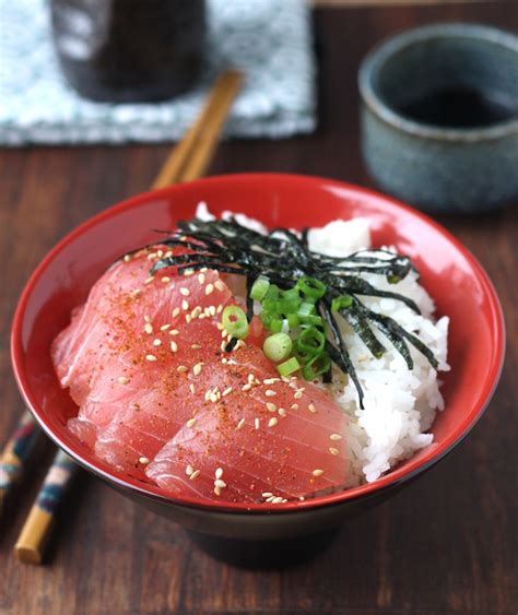 Tuna Sashimi Rice Bowl (Tekkadon) | Season with Spice