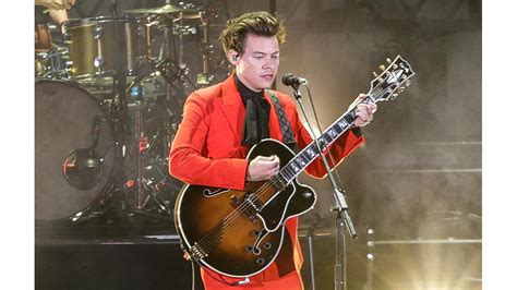 Harry Styles Opens Up About Posing Naked For Fine Line Album Art 8 Days