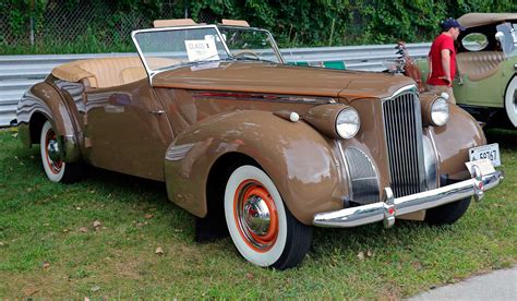 Packard One Eighty Super Eight Custom Darrin Convertible Sedan 710