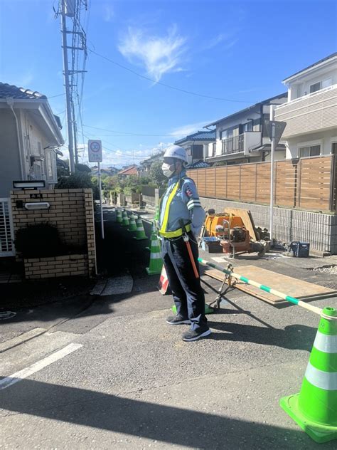 水道工事における交通誘導｜工事現場警備｜横浜市旭区｜神奈川県横浜市、川崎市・東京都を中心に交通誘導警備・工事現場警備・雑踏警備・イベント