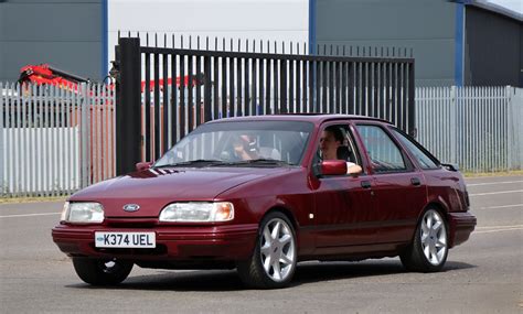 K374 UEL 1992 Ford Sierra LX 1998cc Nivek Old Gold Flickr