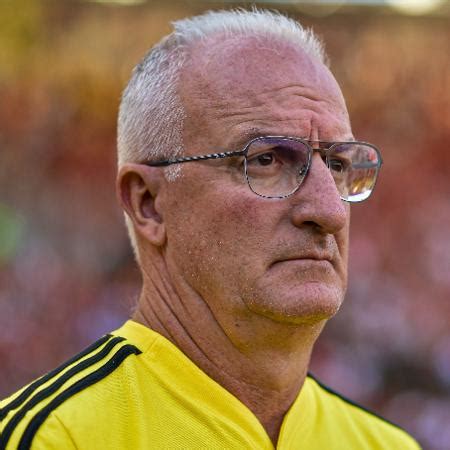 Flamengo Dorival Pode Ter Oito Desfalques Para Jogo Contra Fortaleza