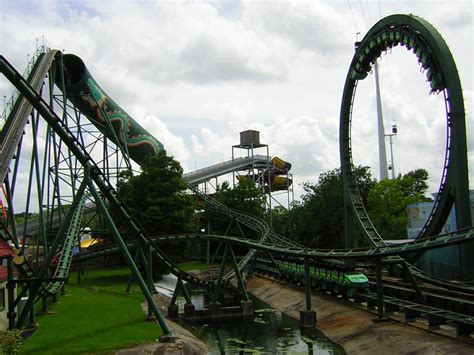 Viper (Six Flags AstroWorld) - Coasterpedia - The Roller Coaster and ...