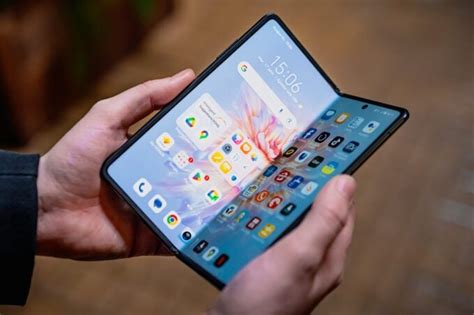 Oubliez le Galaxy Z Fold 6 un smartphone à trois écrans pliables