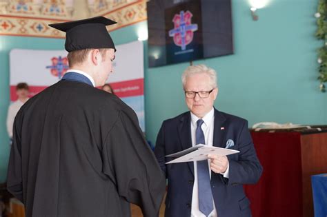 Pożegnanie Maturzystów Uroczyste zakończenie roku szkolnego Liceum