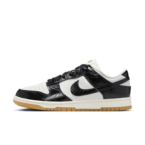 Dunk Low Lx Black And Phantom Fj Nike Snkrs