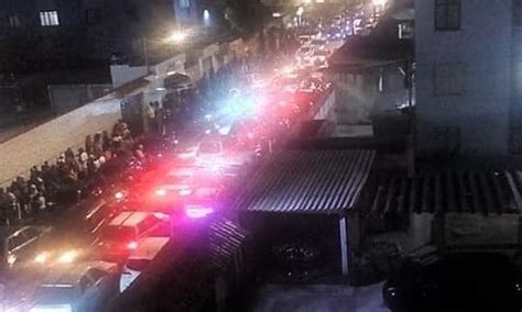 Pol Cia Chamada Para Dispersar Baile Funk Ocorrido Durante A