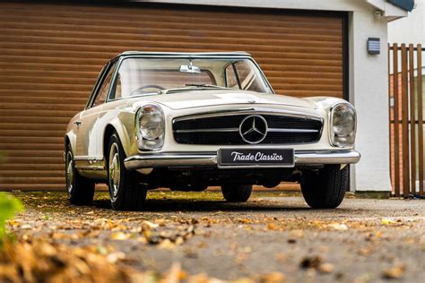 1967 Mercedes Benz 250 SL Pagoda