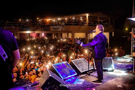 46 Anos De Carreira Amado Batista Faz Show Exclusivo Em Pedra