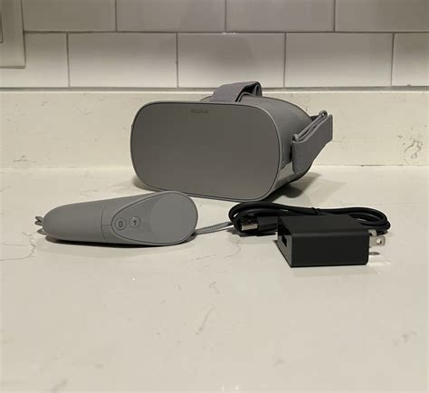 Meta Oculus Go 32GB Stand Alone VR Headset Used Great Condition