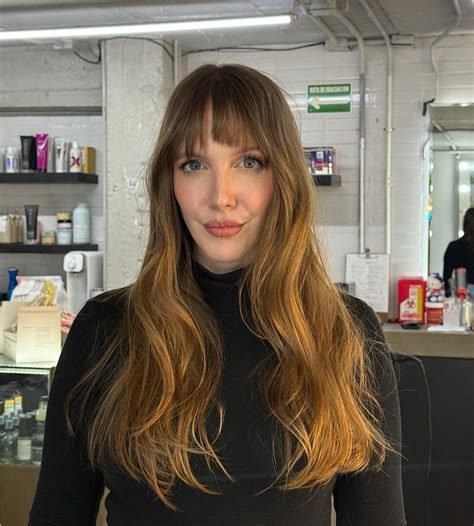 13 Chic Long Layered Hairstyles with Bangs – CreativeBooster