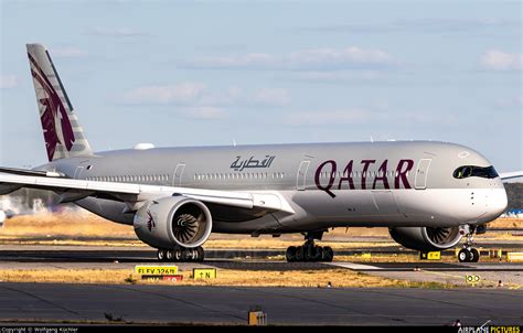 A Anb Qatar Airways Airbus A At Frankfurt Photo Id