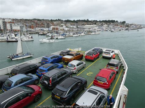 Cowes Marina From Red Falcon Gareth James Cc By Sa Geograph