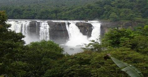 Athirapally Falls Cochin, India - Location, Facts, History and all ...