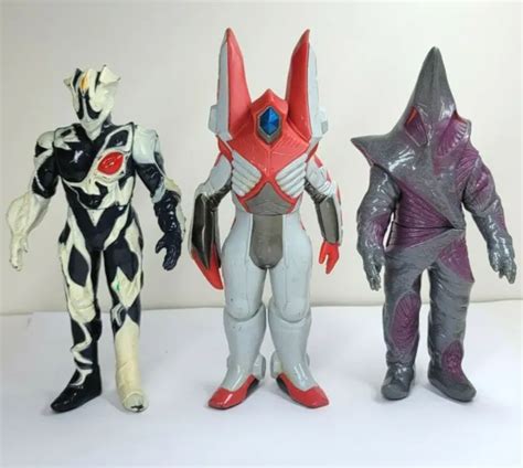 Ultraman Tiga Kyrieloid Reguran Standel Redol Kaiju Alien Ultra Monster