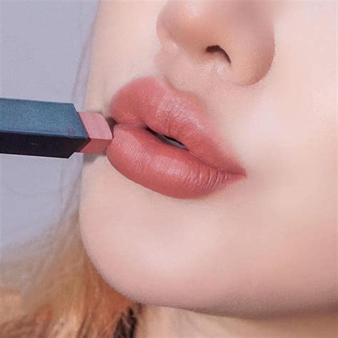 Son Yves Saint Laurent YSL Slim Velvet Radical Matte Lipstick 311 Released Nude Màu Hồng Nude