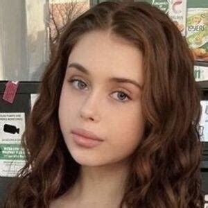 Ekaterina Naturally Nude OnlyFans Leaks Page