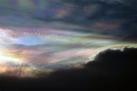 Polar Stratospheric Clouds And Their Dark Secret | Amusing Planet