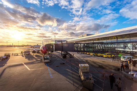 Bandara Dhoho Gudang Garam Ggrm Beroperasi Di Biaya Proyek