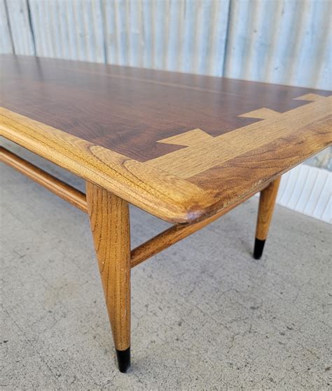 Lane Acclaim Mid Century Modern Coffee Table For Sale At 1stdibs