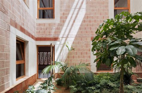 Frameweb | Naturally cool: 4 homes using design for sustainable climate ...