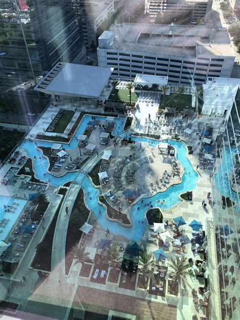 Houstons Marriott Has A Texas Shaped Pool Rtexas