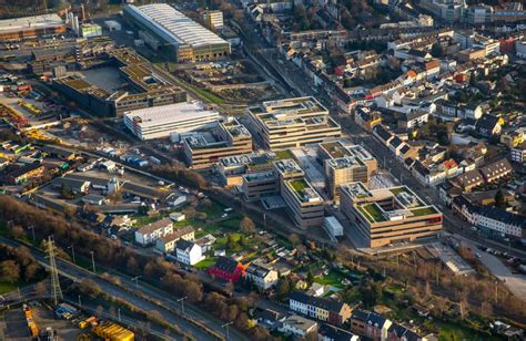 M Lheim An Der Ruhr Aus Der Vogelperspektive Campus Geb Ude Der