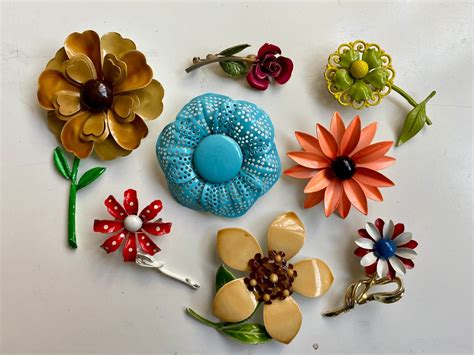 Mod Enamel Vintage Bold Flowers S Spring Metal Brooches Bright Hues