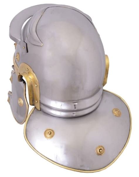 Casque de légionnaire romain En vente sur Armurias Casques romains