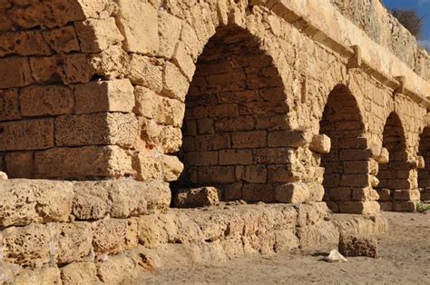 Caesarea aqueduct Stock Photos, Royalty Free Caesarea aqueduct Images ...